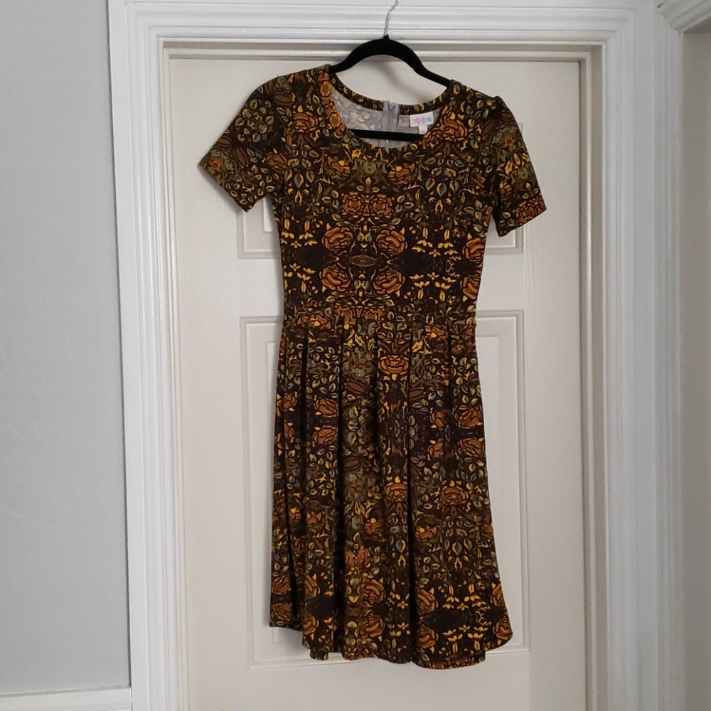 Lularoe Amelia dress